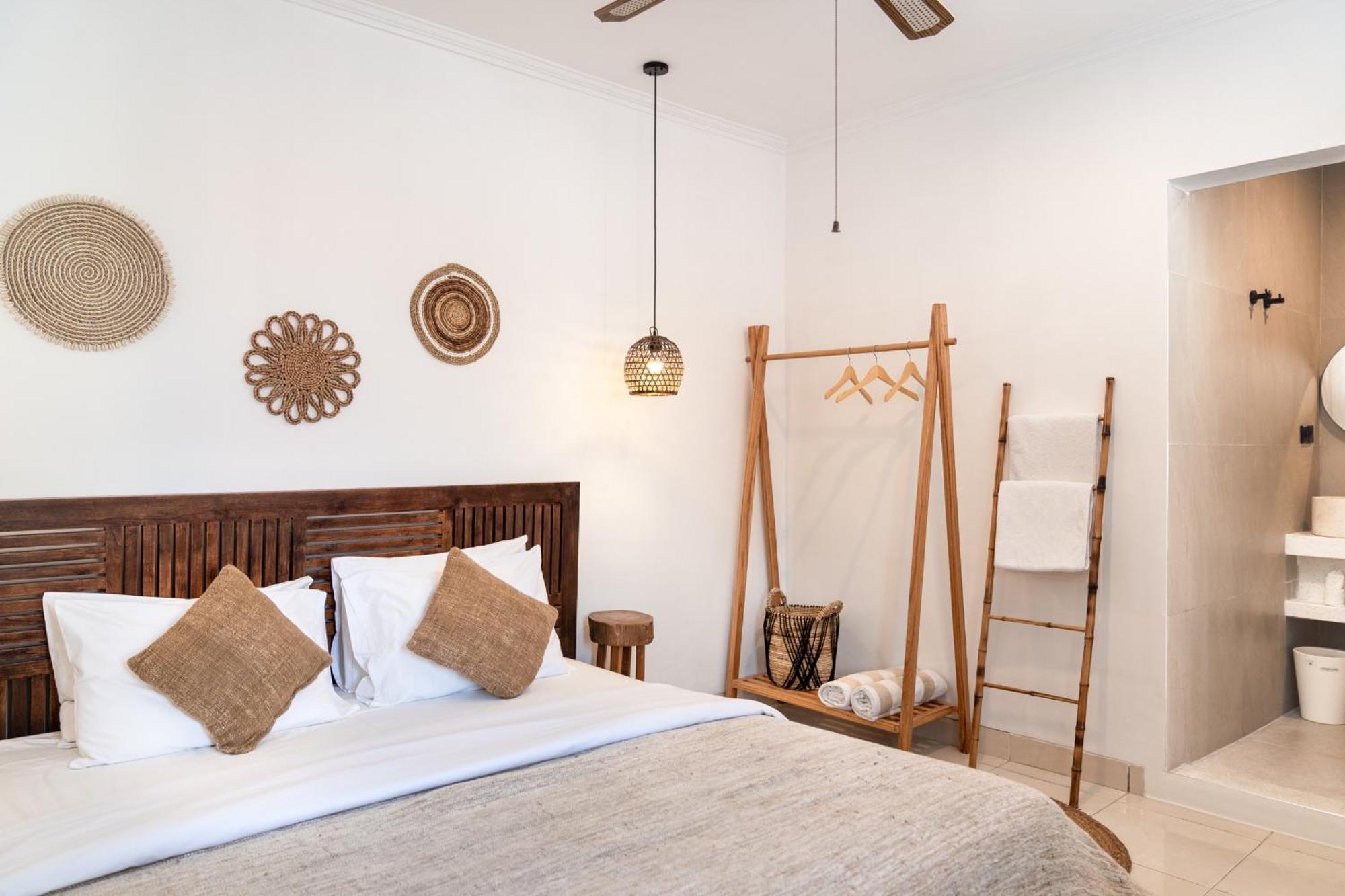Casa de Lupe 5 bedrooms villa in Kerobokan Seminyak Exteriör bild